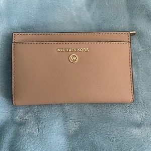 Michael kors bifold wallet
